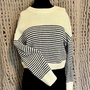 Garage Striped White & Black Knit Sweater – Size Small